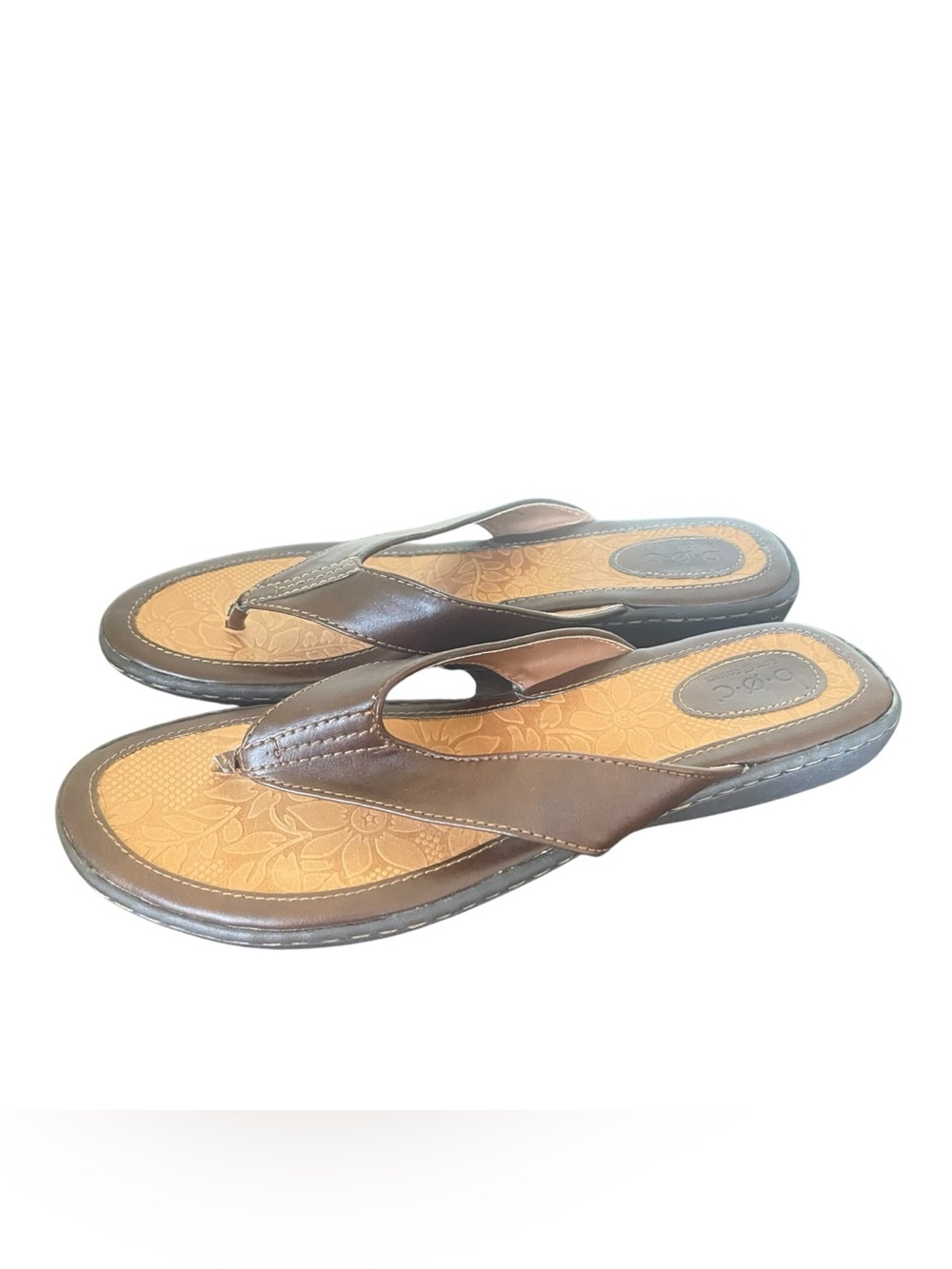 boc Brown Leather T-strap Flip Flop Sandals size 11
